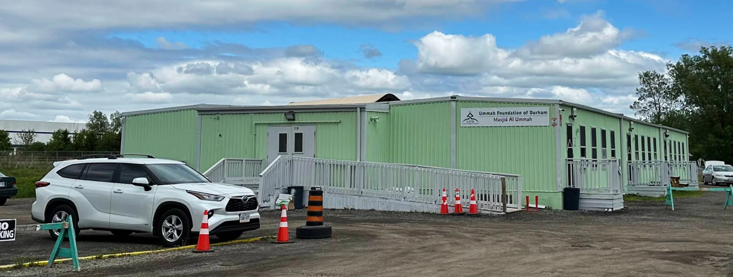 Exterior view of Ummah Foundation Durham Oshawa building